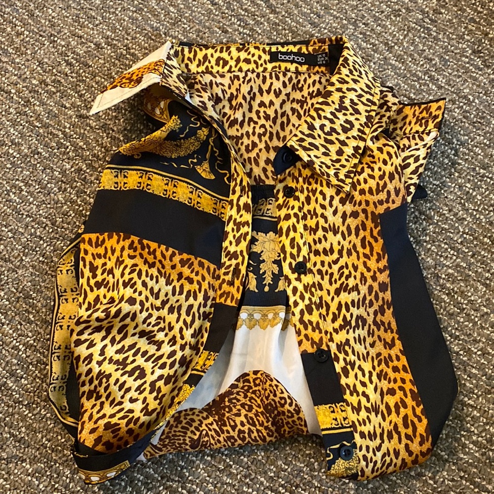 Boohoo silk Versace like shirt